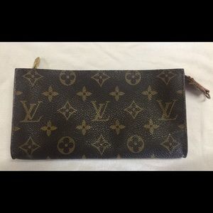 Louis Vuitton GM Pouch